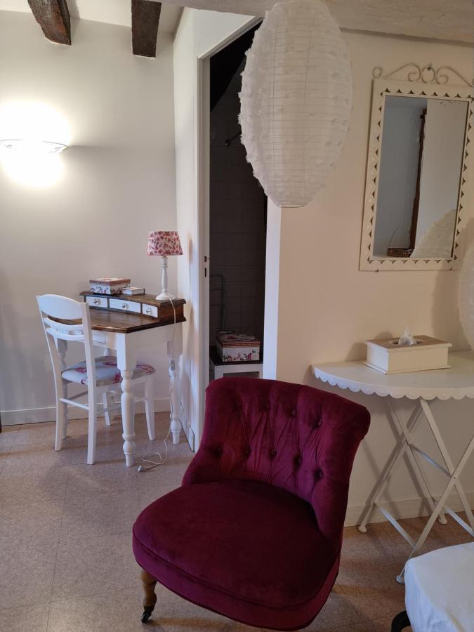 L 'Aupinouse Chambre Double Pivoine Avec Salle D'Eau Privative La Suze-sur-Sarthe Dış mekan fotoğraf