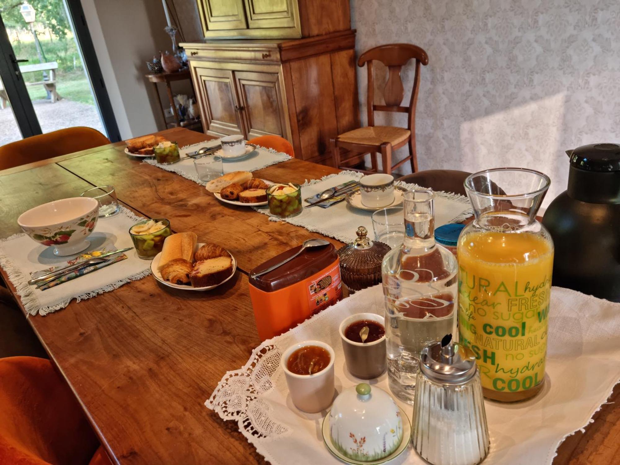L 'Aupinouse Chambre Double Pivoine Avec Salle D'Eau Privative La Suze-sur-Sarthe Dış mekan fotoğraf